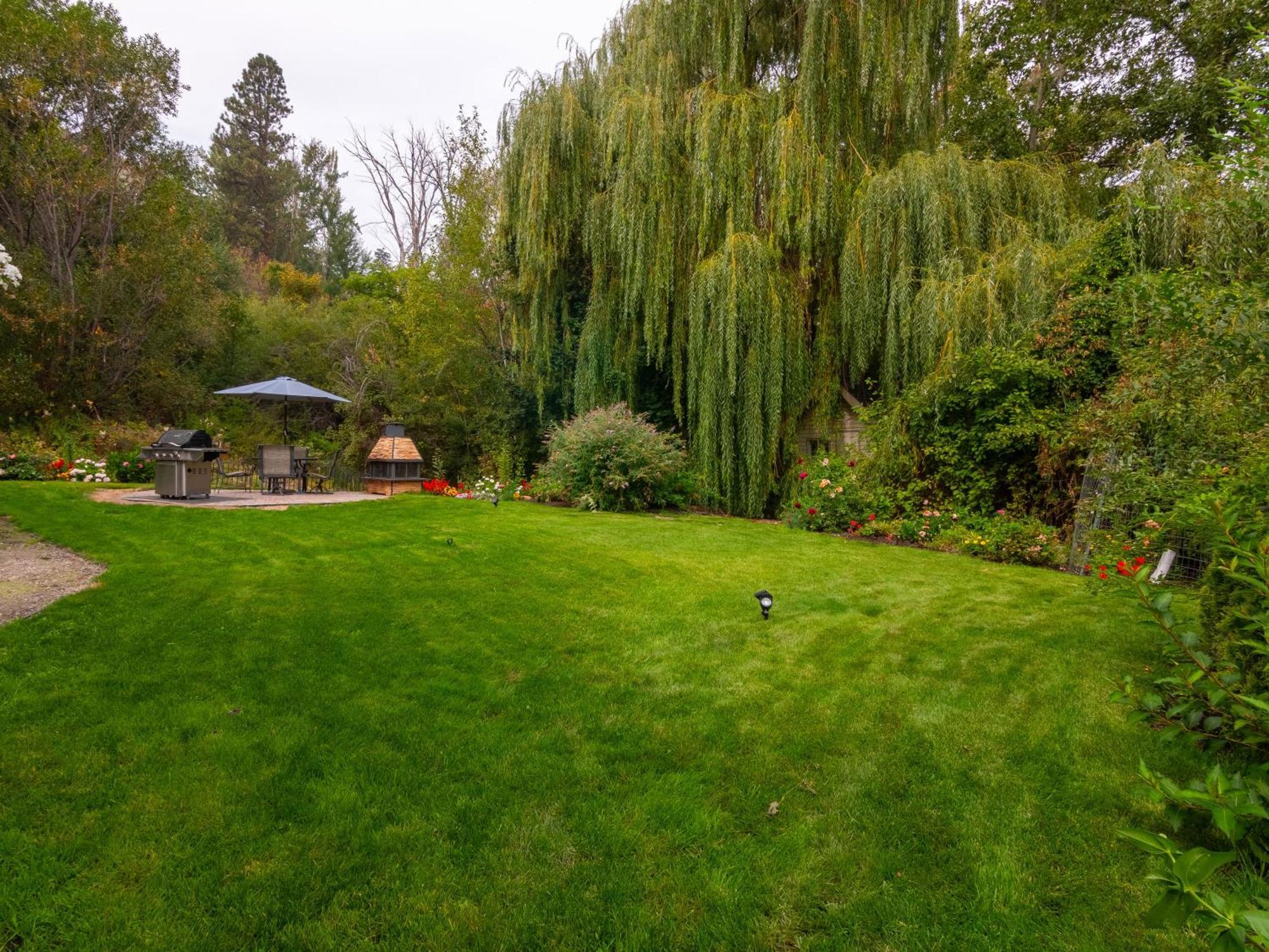 Steller Jay Hollow Summerland Exterior photo
